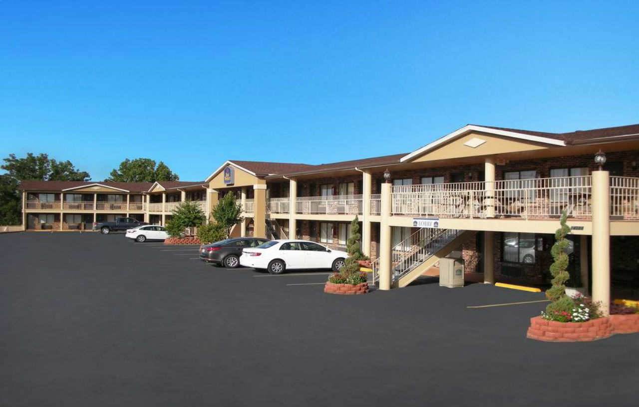 Best Western Montis Inn Saint Robert Zewnętrze zdjęcie